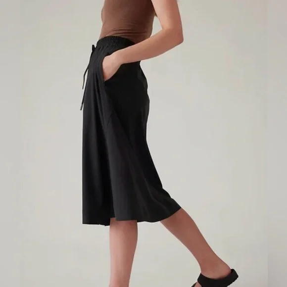 Athleta Arrival Skirt - Picture 5 of 16